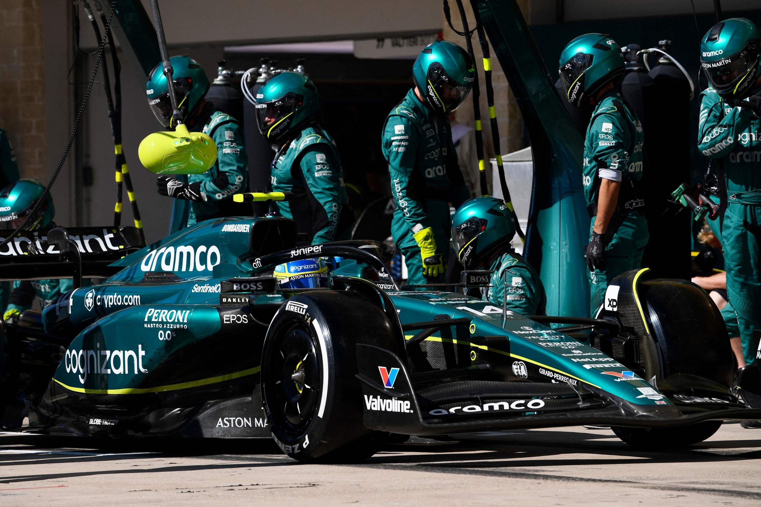 Fernando Alonso esta intentando ser paciente esta temporada ya que su equipo solo piensa en 2026